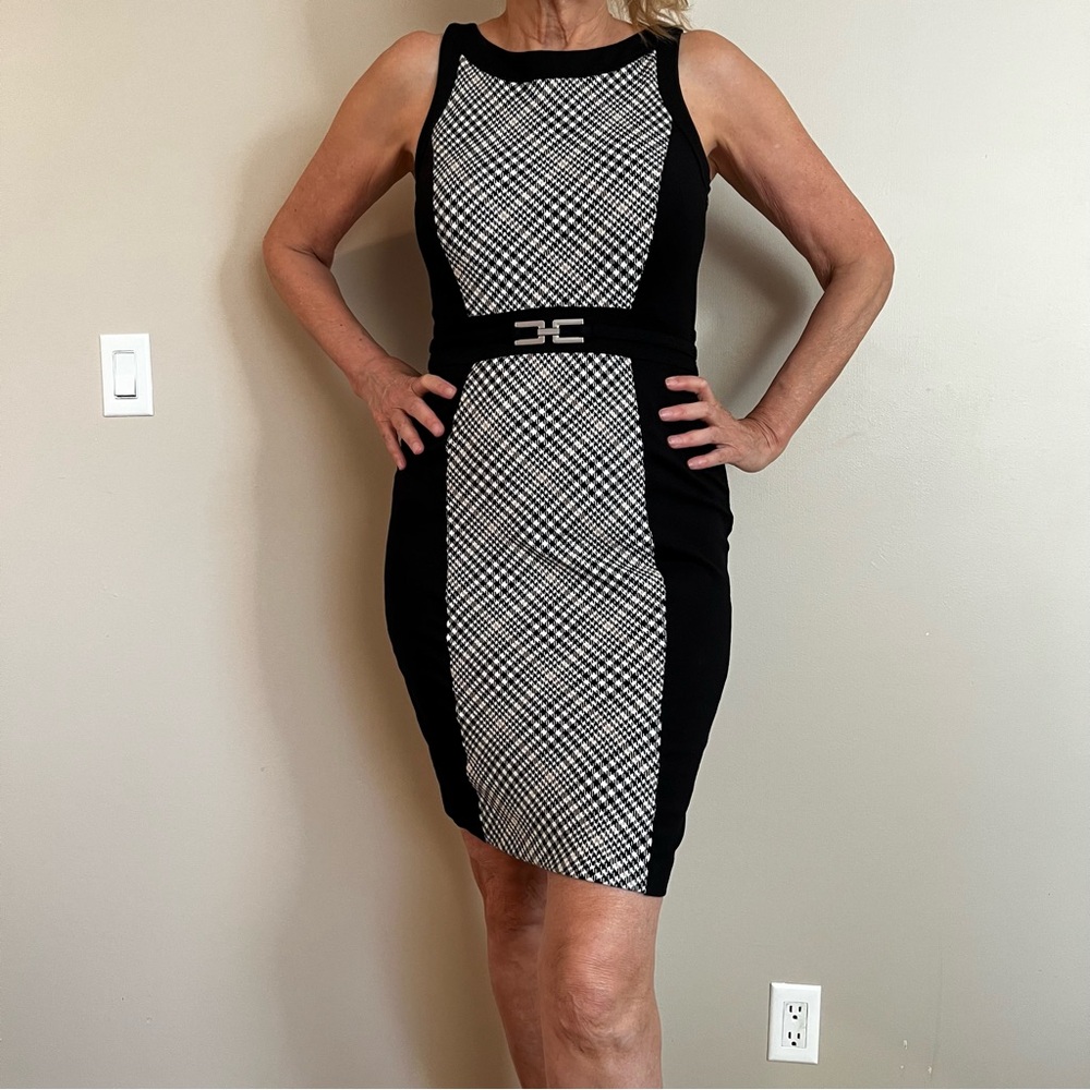 Chic Black and White Sleeveless Midi Dress